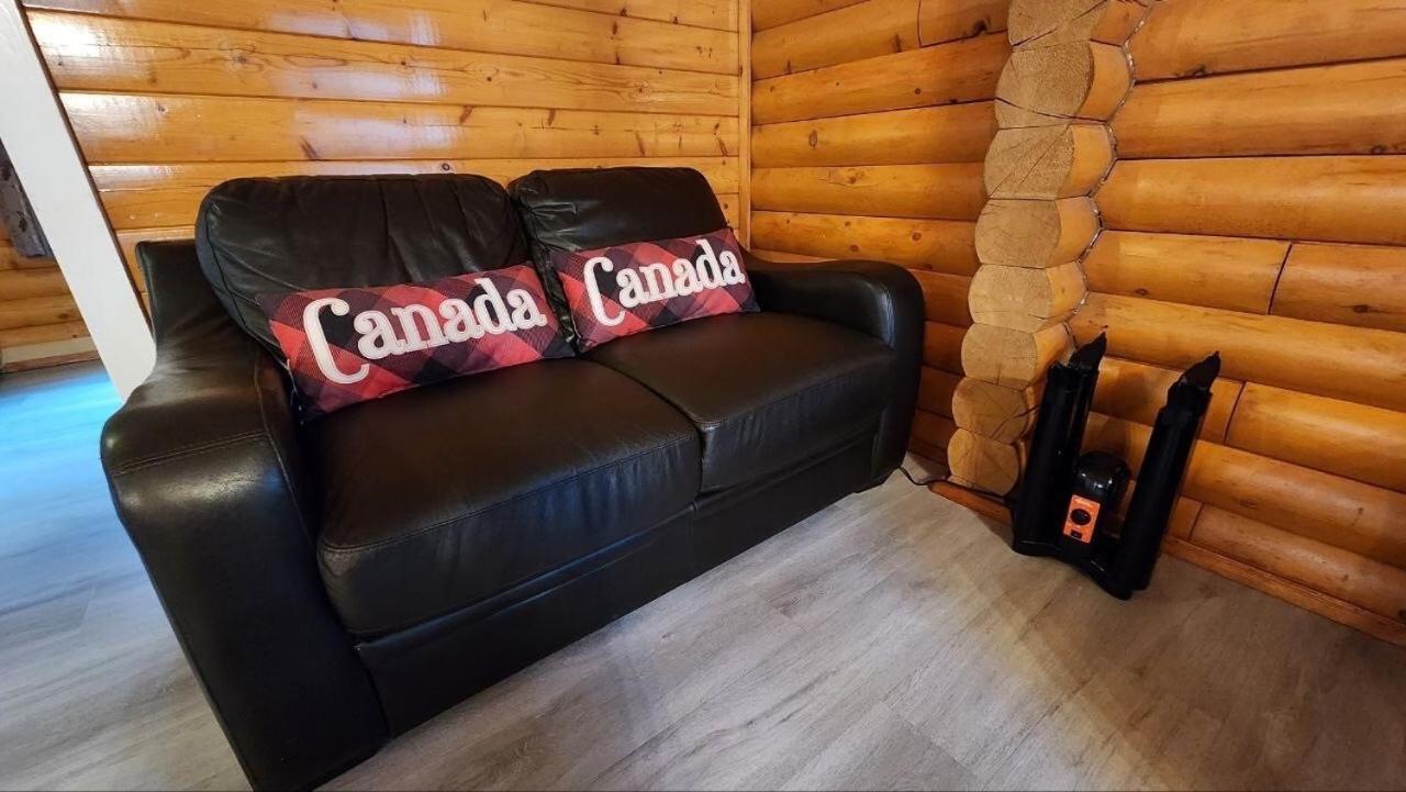Mt. Revelstoke Alpine Chalets Buitenkant foto